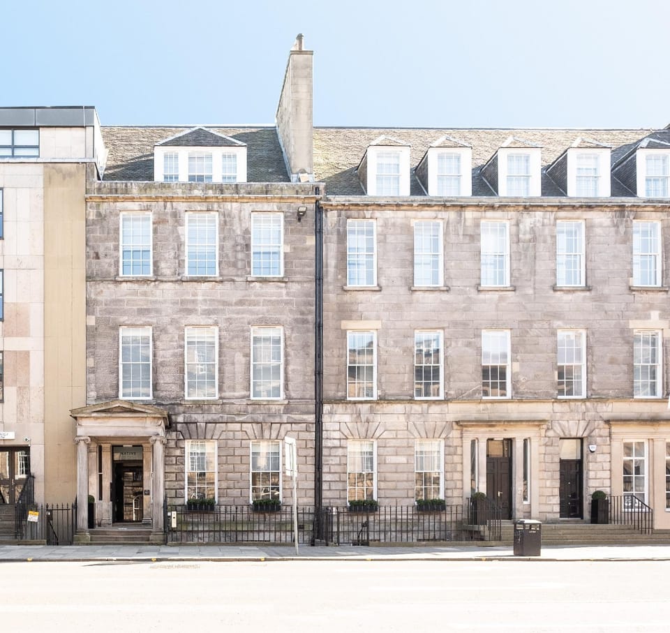 Heeton Concept Aparthotel Edinburgh Queen Street Apartment hotel in Edinburgh