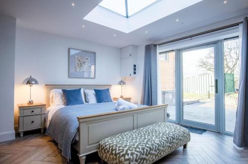 Suite 15 - Sleeping Giant Hotel - Pen Y Cae Inn Hotel in Wales