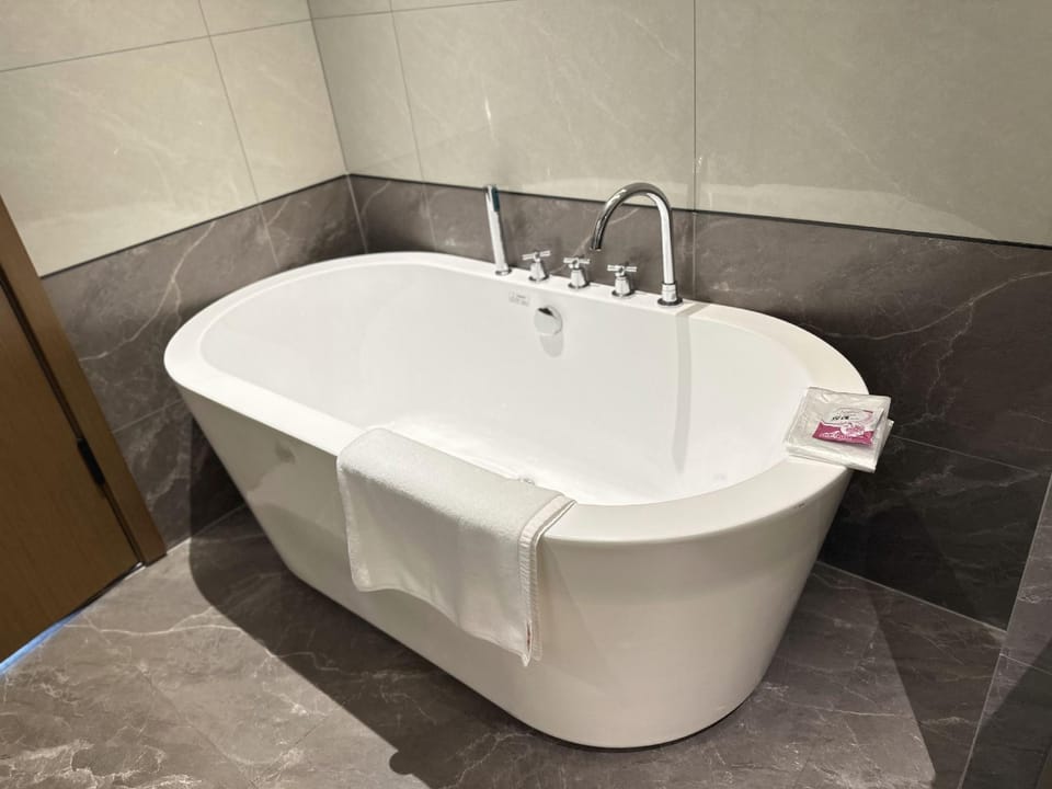 Madison Hotel Jining Taibai Lake Wuyue Plaza Hotel in Shandong