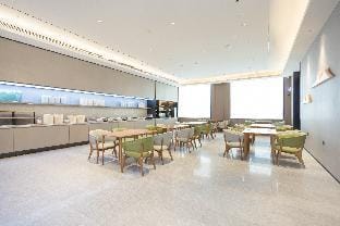 Ji Hotel Qingdao Jiaodong International Airport Jiaodong Government Hotel in Qingdao