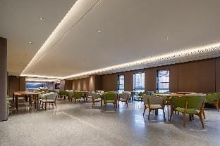 Ji Hotel Wuhan Baishazhou Longhu Tianjie Hotel in Wuhan