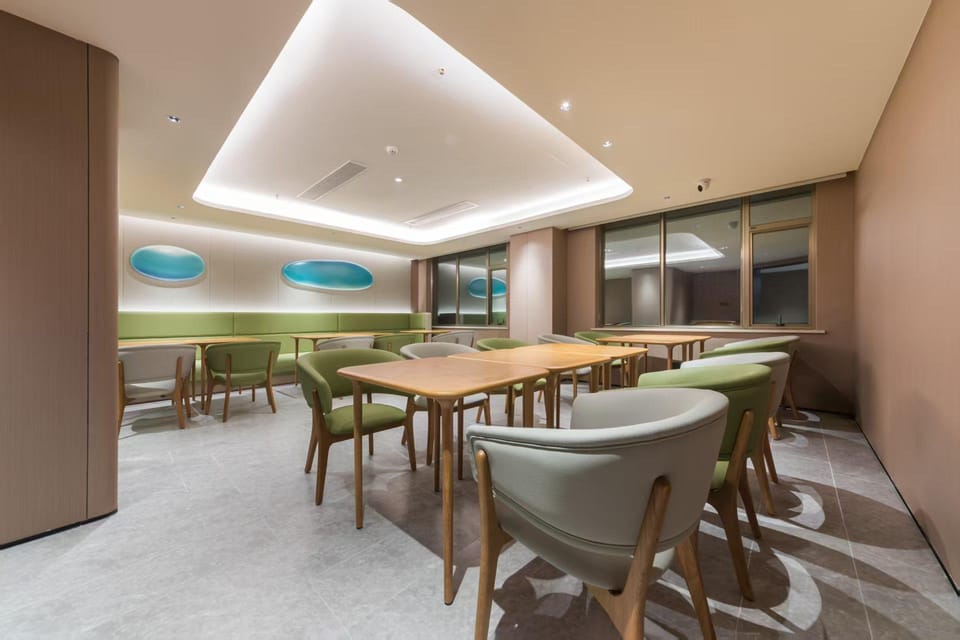 Hanting Hotel Haikou Guomao Hot Spring Hotel in Hainan