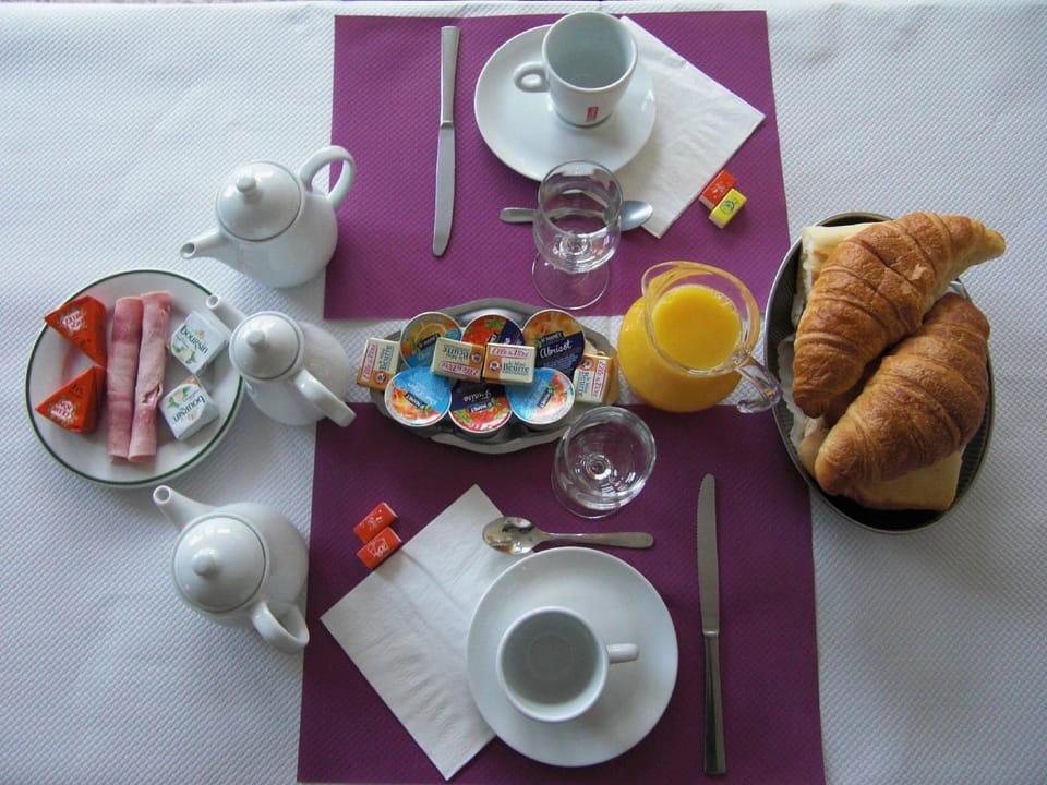 Hotel Le Colbert epernay Hotel in Epernay