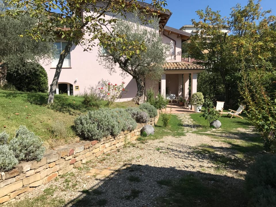 Altrocanto Hotel in Abruzzo