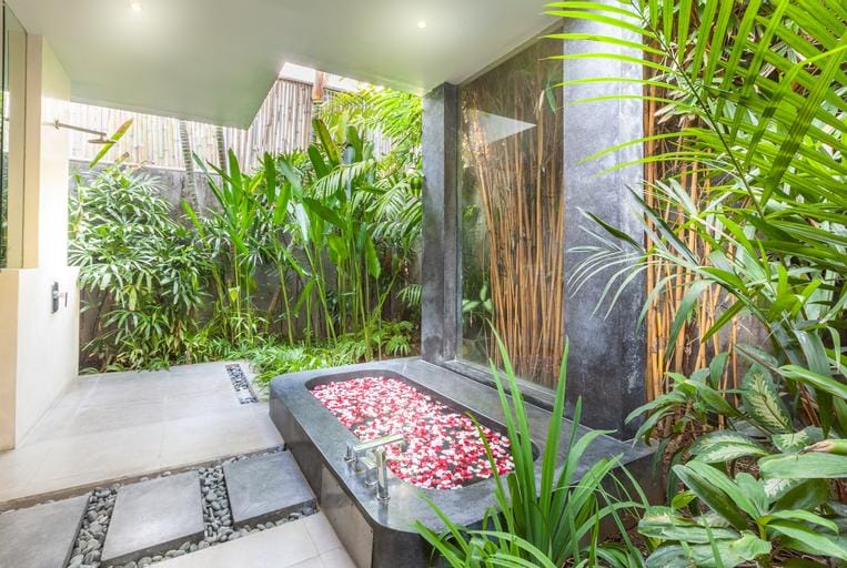 Villa Alice Dua by Villa Finder Hotel in Kuta
