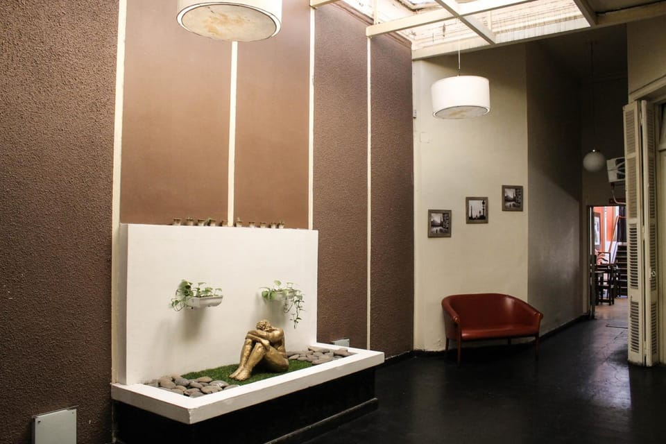 Bar/lounge