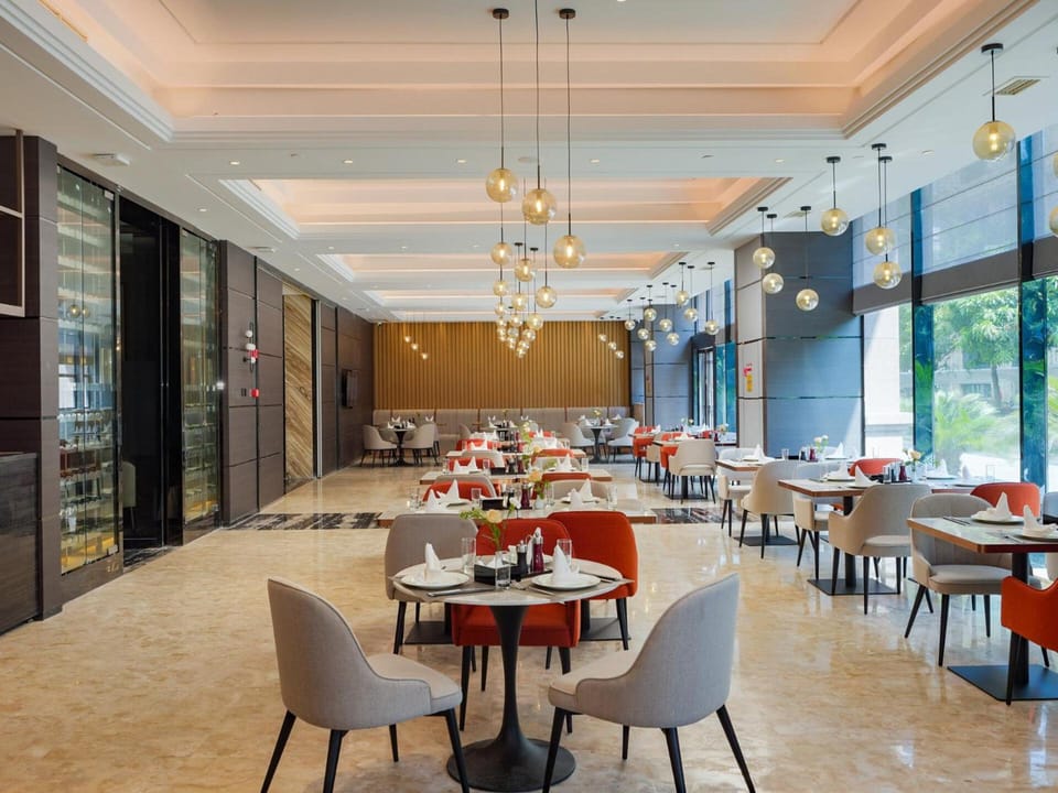 Park Inn by Radisson Wenzhou Longwan International Airport Wanda Plaza Hotel in Zhejiang