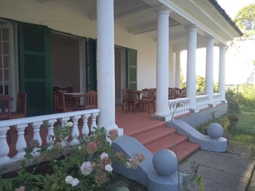 Pousada Inaya Hotel in Duque de Caxias