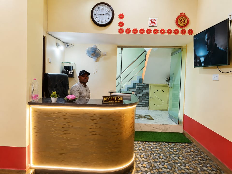 Goroomgo Hotel Shree Puri Hotel in Puri