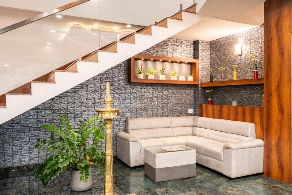 Hotel Woodlark Resort in Kerala
