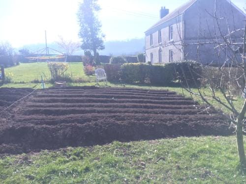 Fferm Glanyrynys Farm Hotel in Wales
