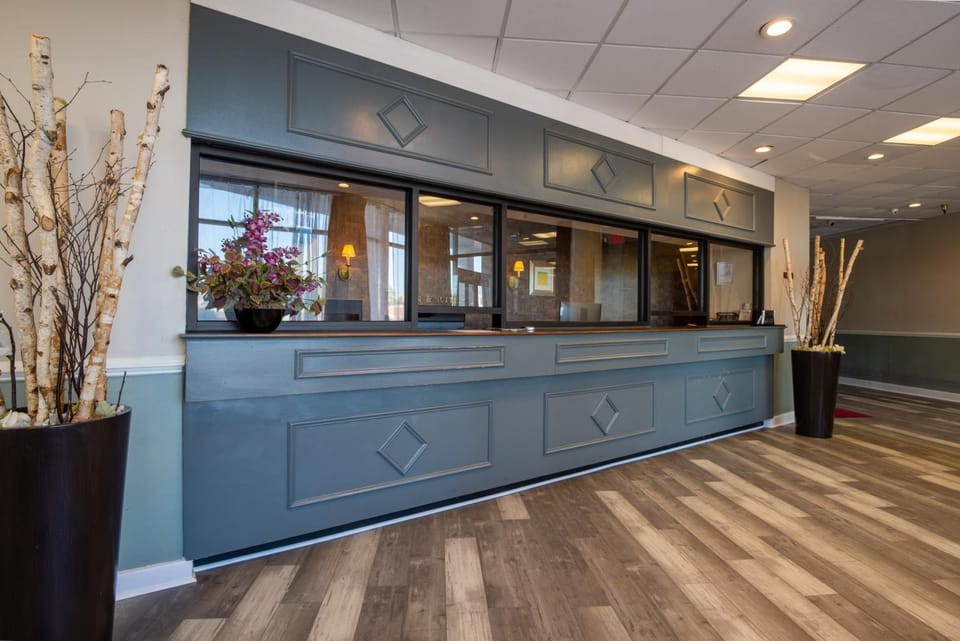 Dominion Inn and Suites Hotel in Sandston