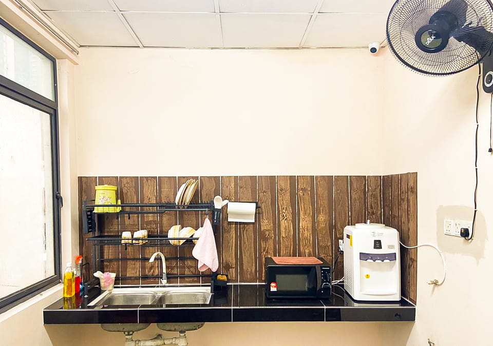 Hostel Black88 Airport Transit - Self Check in Hotel in Selangor, Malaysia