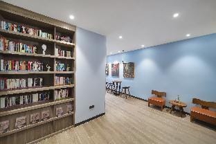 Hi Inn Nanjing Xiaoshi Subway Station Hotel in Nanjing