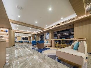 Starway Hotel Chengdu High-tech Zone Longhu Shuxin Tianjie Hotel in Chengdu