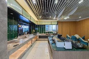 Starway Hotel Xi'an Xiaozhai Subway Station Hotel in Xian