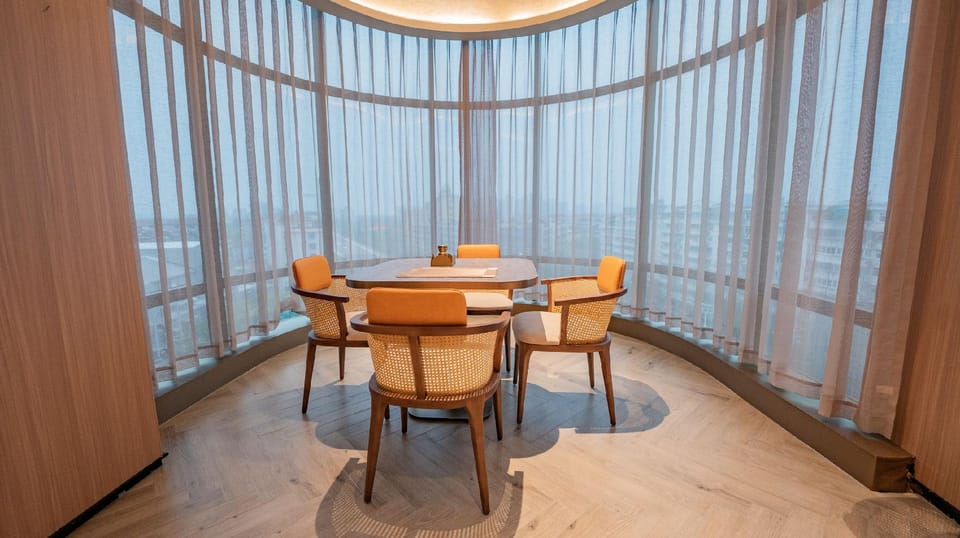 Orange Hotel Shaoxing Shangyu Datong Shopping Mall Pedestrian Street Hotel in Zhejiang