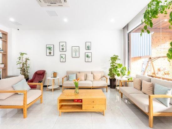 Floral Hotel·Yinlong Hotel (Ningguo Wannan Sichuan Tibet line) Hotel in Zhejiang