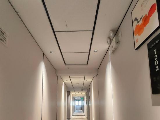 Mingguang Little Shell Hotel (Mingzhu Road Zhengyuan Plaza) Hotel in China