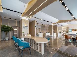 Atour Hotel Deqing High-speed Railway Station Cloud Park Hotel in Hangzhou
