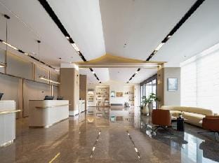 Atour Hotel Deqing High-speed Railway Station Cloud Park Hotel in Hangzhou