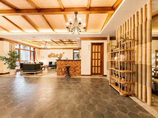 Manju Courtyard Hostel Hotel in Hangzhou