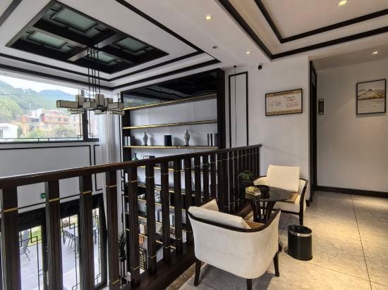 Yuefeng Courtyard Guesthouse Hotel in Zhejiang