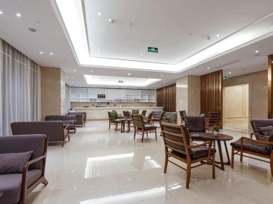 Venus Royal Hotel (Kunshan Zhoushi Government Store) Hotel in Shanghai