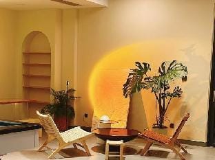 Xiaowa's family wild luxury party group building parent-child homestay Hotel in Hangzhou