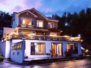 Floral Hotel·Anji Flower Non Mist Hotel (Cloud Grassland Store) Hotel in Hangzhou