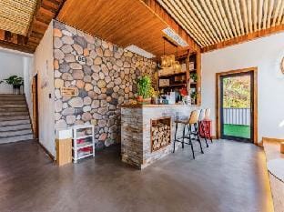 Floral Hotel·Anji Flower Non Mist Hotel (Cloud Grassland Store) Hotel in Hangzhou