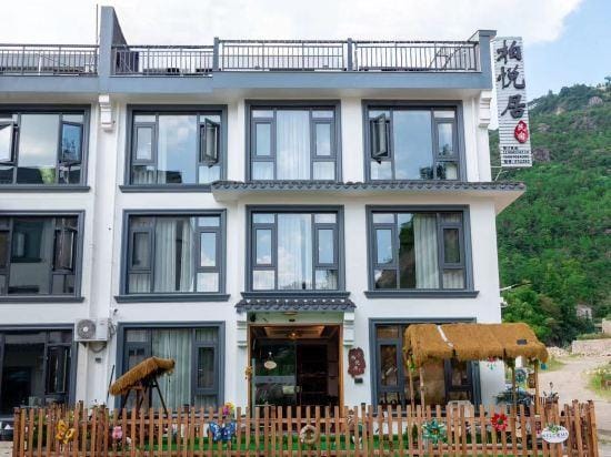 Rooftop Park Hyatt Residence Hotel in Zhejiang