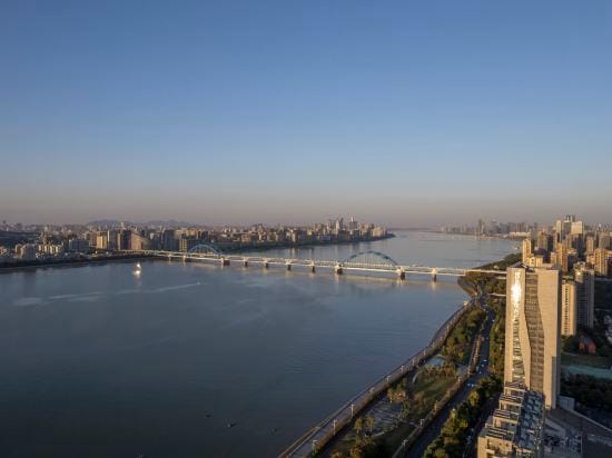 Ibis Styles Hotel Hangzhou Binjiang Baolongcheng Branch Hotel in Hangzhou
