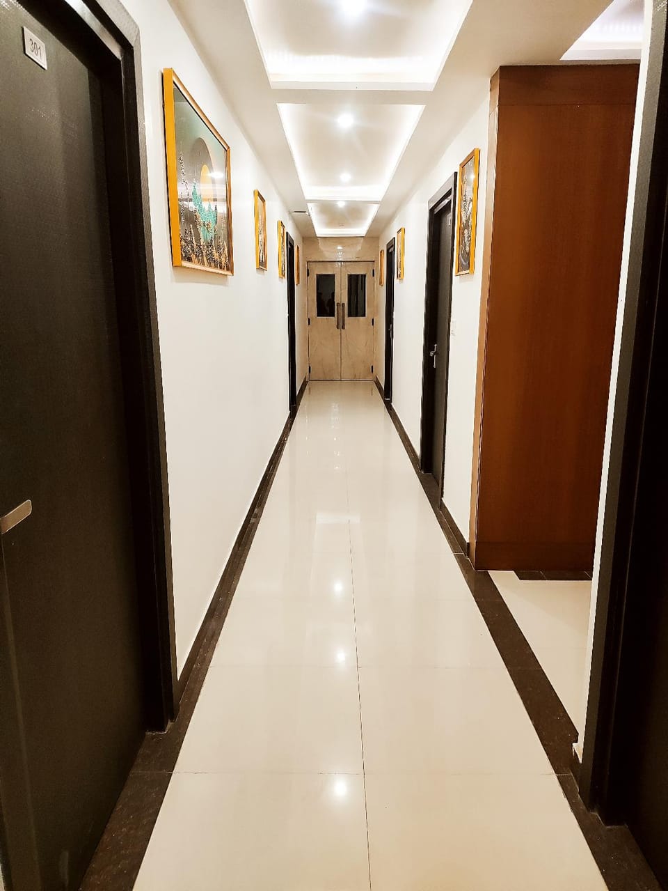 Hotel JVS Palace Hotel in Uttar Pradesh