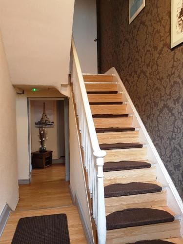 Amber Guesthouse Hotel in Derby