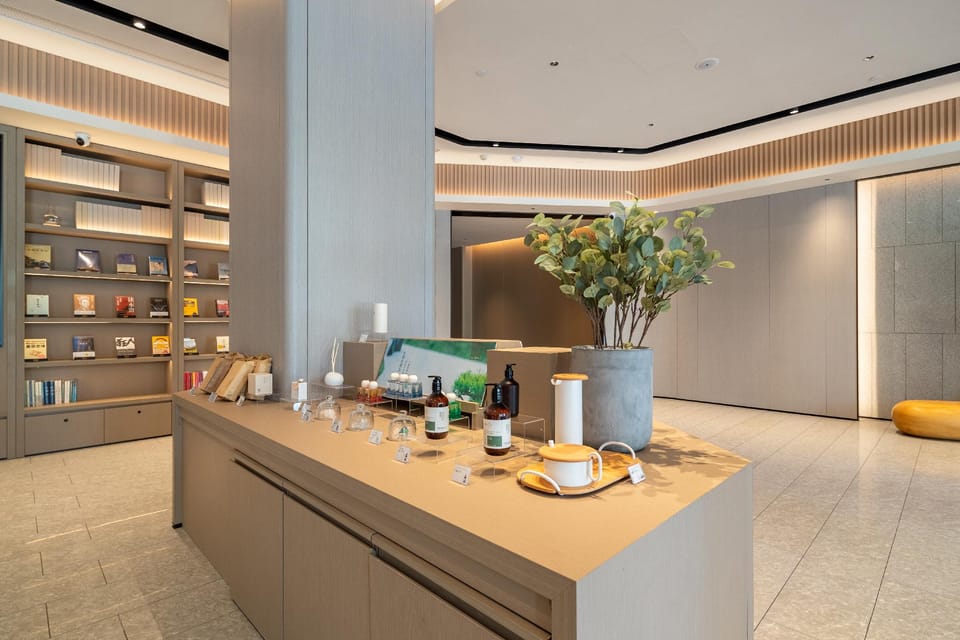 Ji Hotel Qingdao City Balcony China Railway World Expo City Hotel in Qingdao