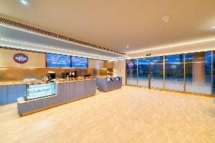 Hanting Hotel Ningbo Dongqian Lake Subway Station Hotel in Zhejiang