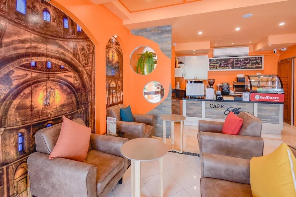 Venice Hotel HuaHin Hotel in Hua Hin District