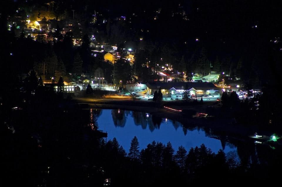 Crest Lodge Historic Mountain Inn Inn in Crestline