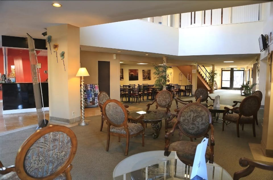 Valley Inn Hotel in San Fernando Valley