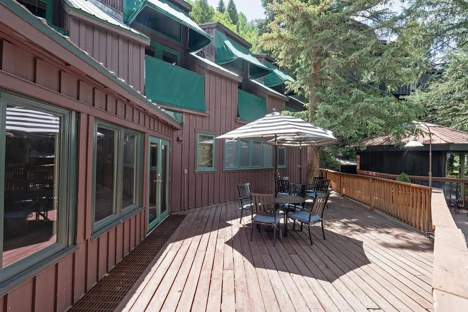 Manitou Lodge 4 by Alpine Lodging Telluride Hotel in Telluride
