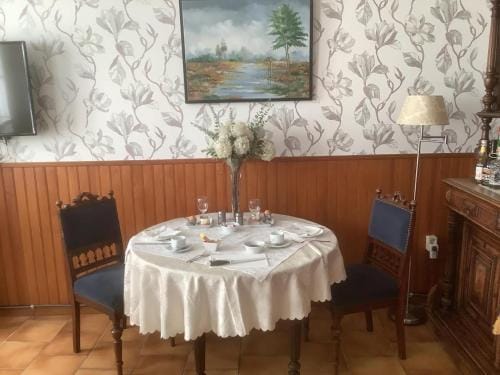 Le Voyageur Hotel in Centre-Val de Loire