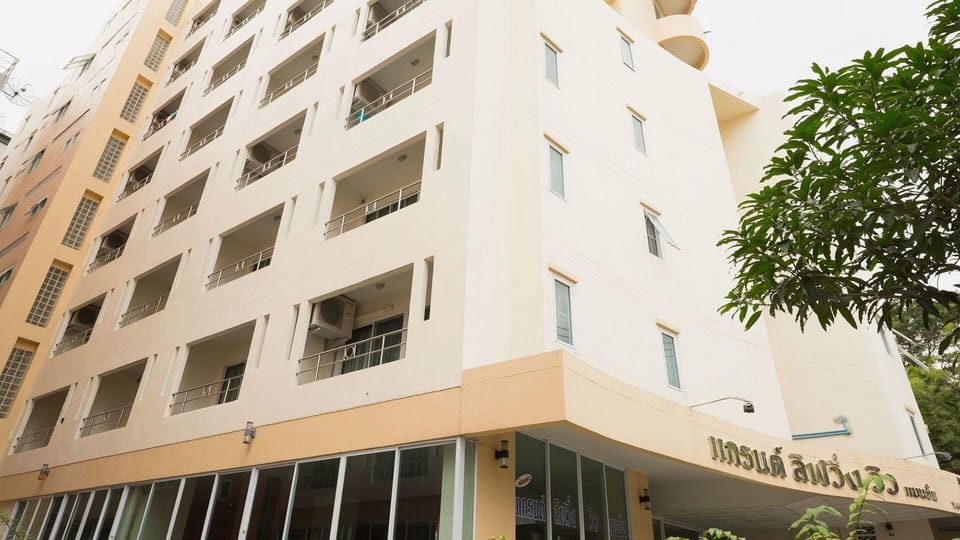 Grand Living Residence Hotel in Chiang Mai
