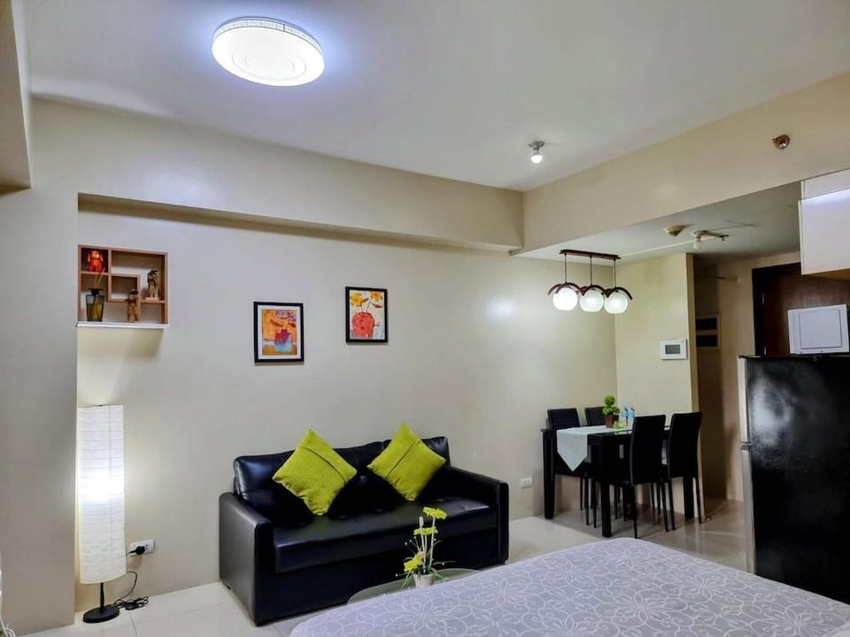 One Palm Tree Villas - Unit 3i and 3j Hotel in Pasay