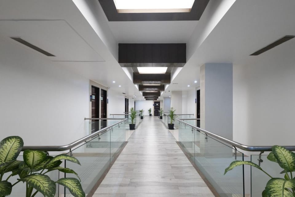 Sapphire Hotel Hotel in Vadodara