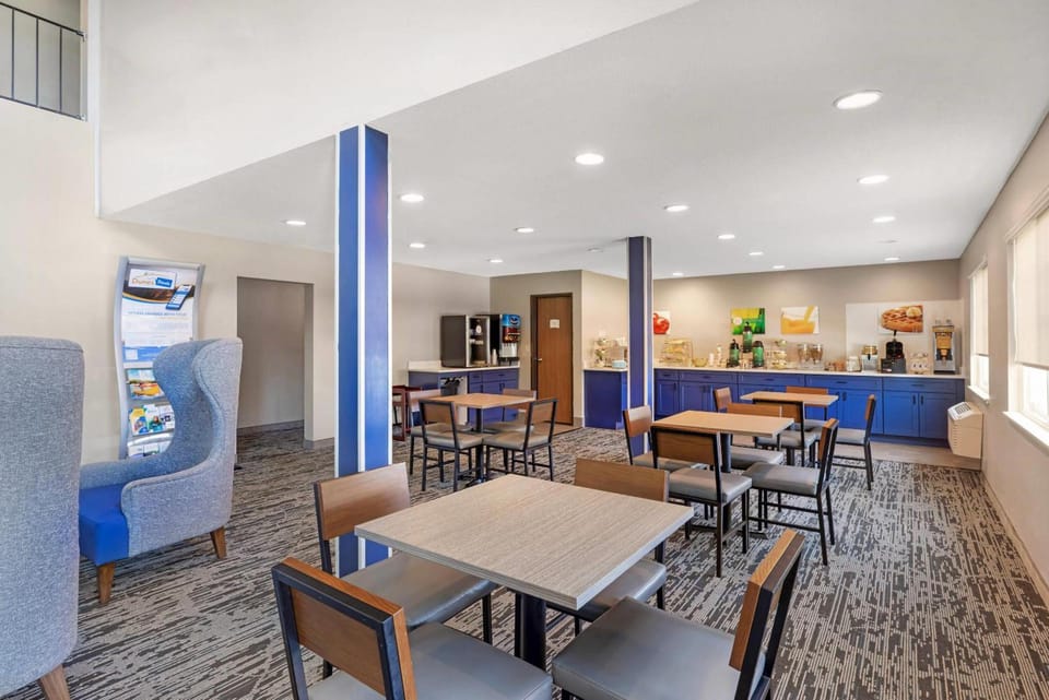 Quality Inn Chesterton near Indiana Dunes National Park I-94 Hotel in Westchester Township