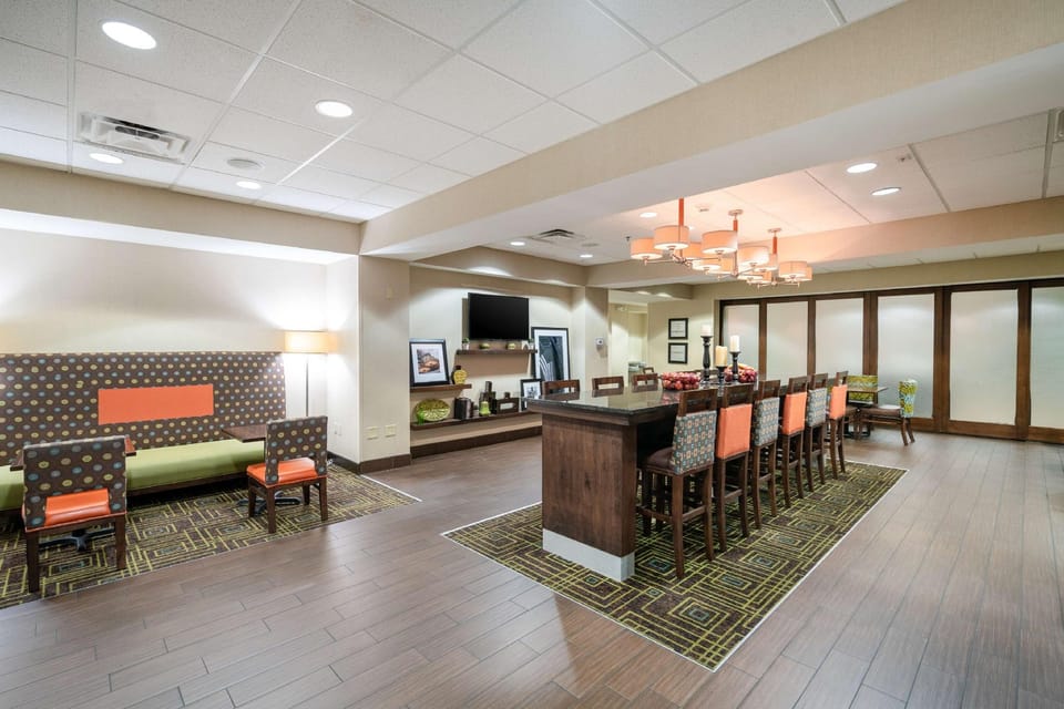 Hampton Inn Huntington University Area Hotel in Huntington