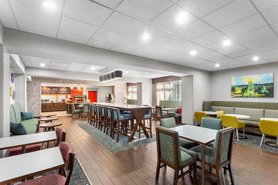 Hampton Inn Huntington University Area Hotel in Huntington