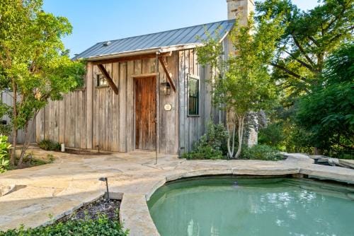 Blacksmith Quarters on Barons Creek Hotel in Fredericksburg