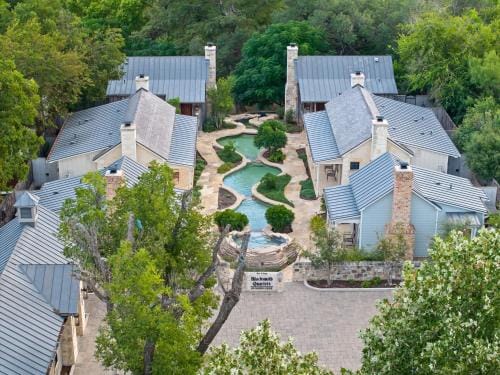 Blacksmith Quarters on Barons Creek Hotel in Fredericksburg